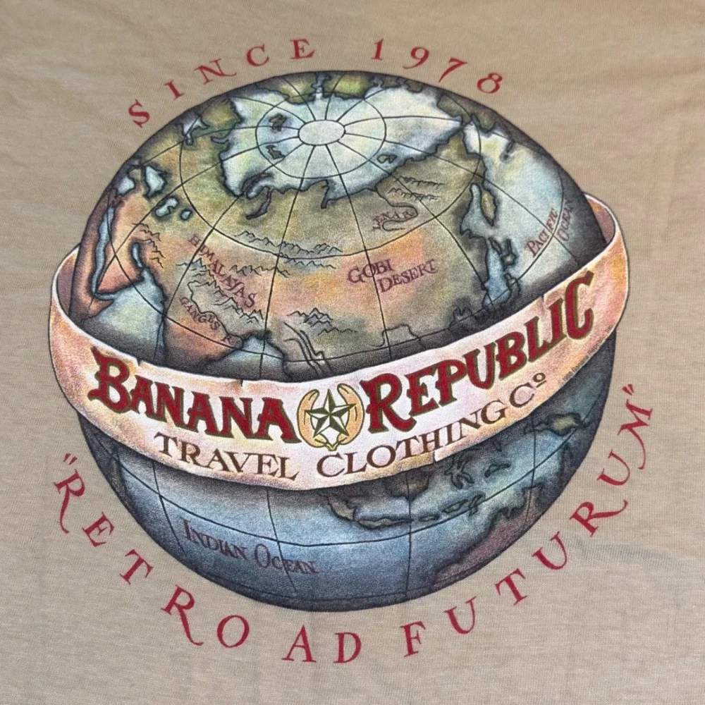 Vintage 80's Banana Republic Globe Graphic T-Shirt Tan Single Stitch Mens M